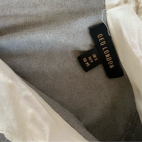 Cute Feminine Gray Floral Ruffle Collared Sweater - Picture 5 of 6